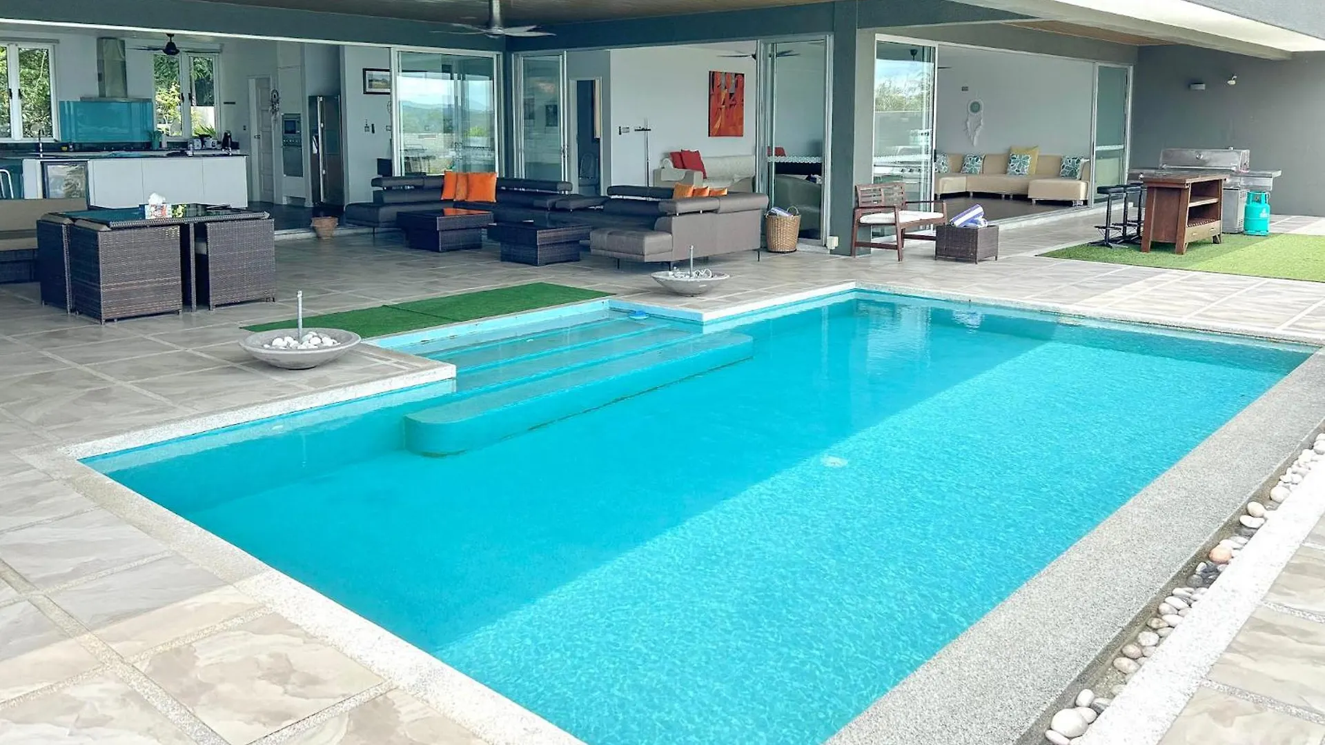 Aroha Seaview Villa - Private Pool - Pantai Cenang